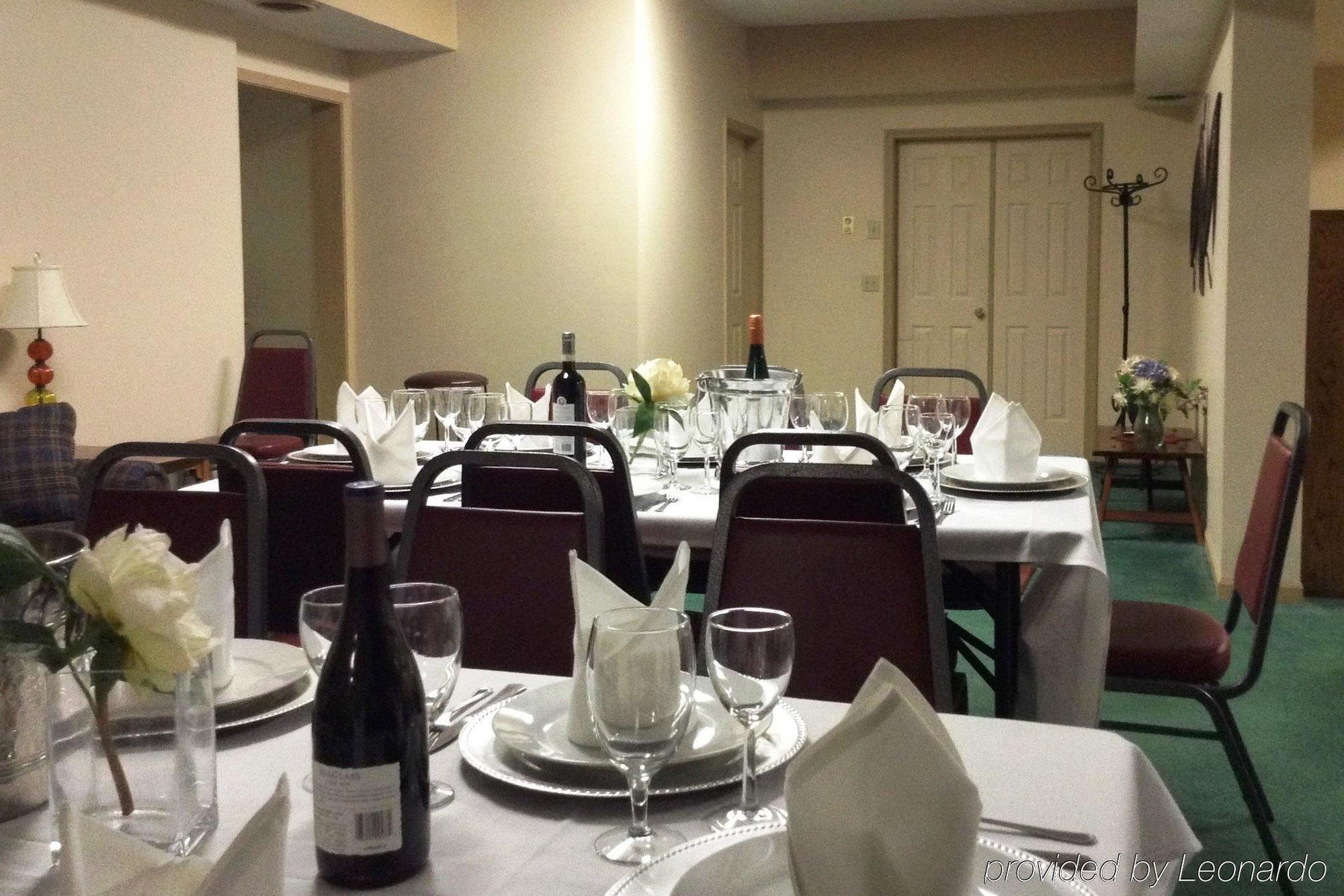 Pointes North Inn シャールボイ エクステリア 写真