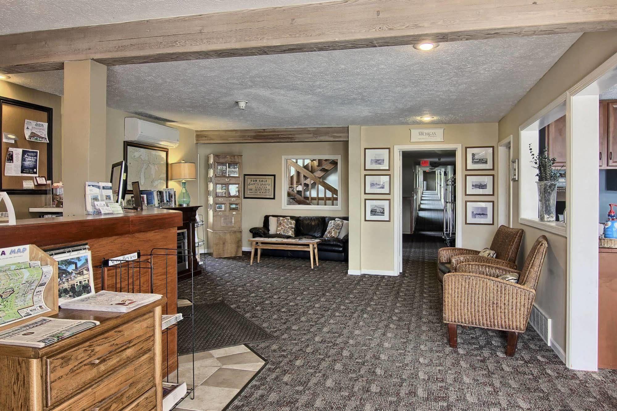 Pointes North Inn シャールボイ エクステリア 写真
